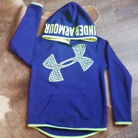 Under Armour Other - Under Armour Youth hoodie